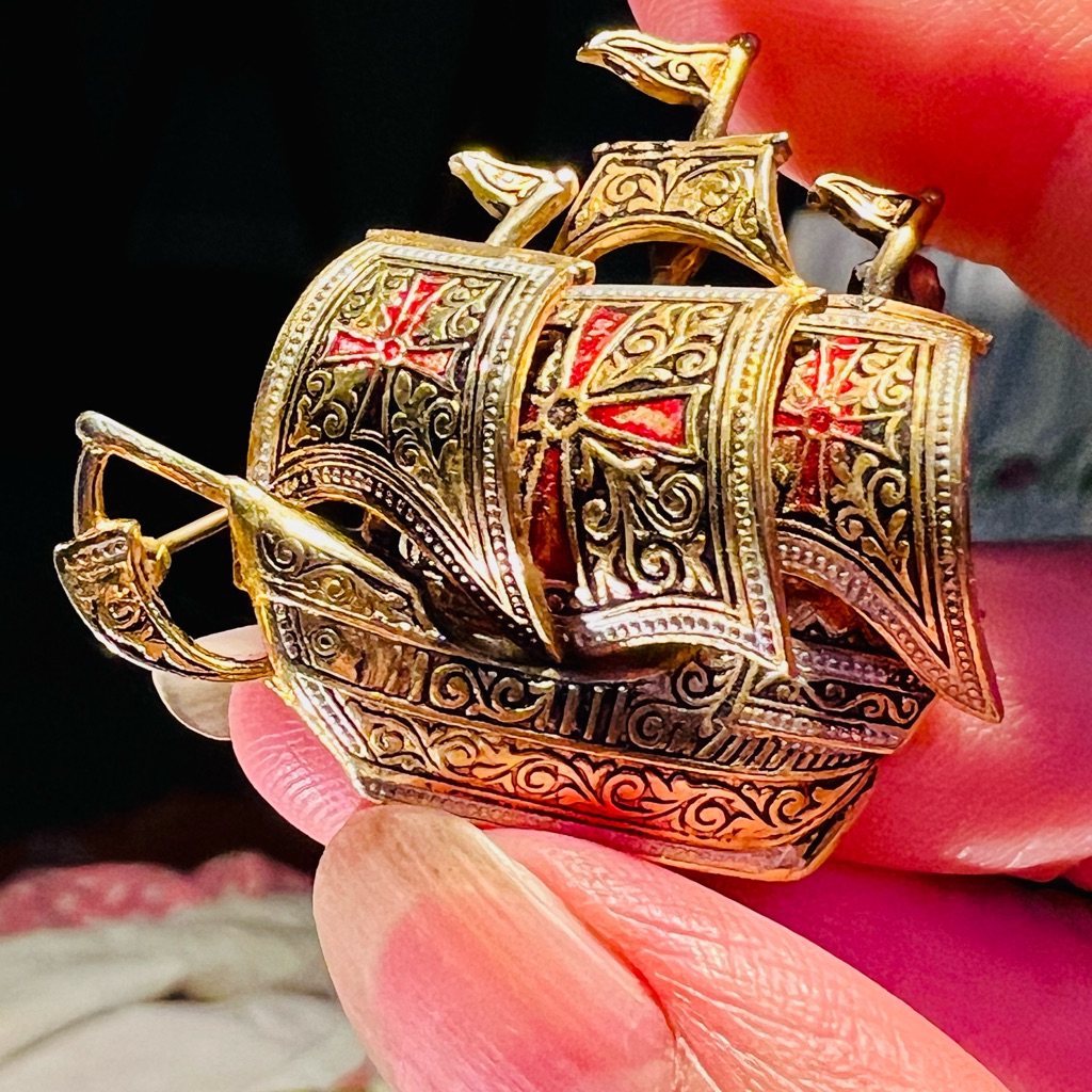 Vintage Gold And Red Spanish Galleon Ship Brooch